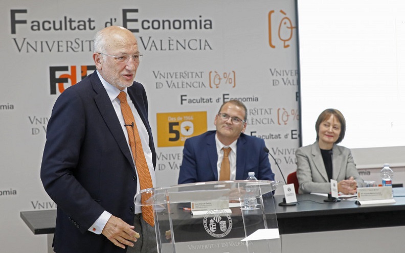 Juan Roig en la Universitat de València