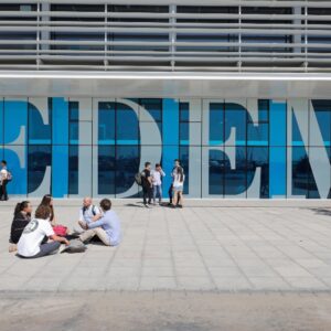 Ocho perfiles universitarios de EDEM con Beca a la Excelencia