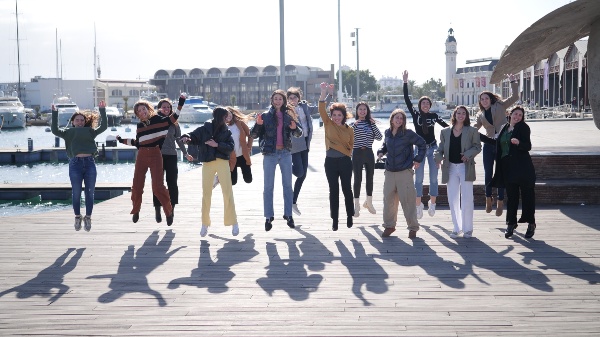 Hortensia Roig y alumnas de 1º de Ingeniería en Gestión Empresarial de EDEM