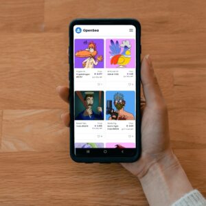 NFT: Conoce cómo están revolucionando distintos sectores de la Empresa