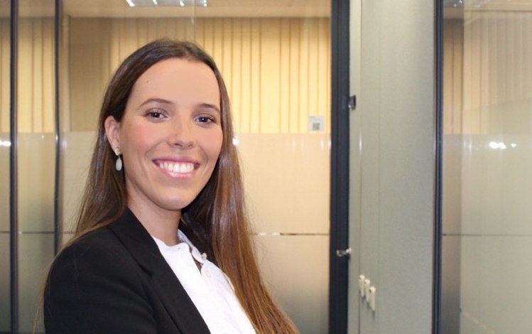 Ćngela Fominaya - Ejemplo salidas profesionales Grado ADE