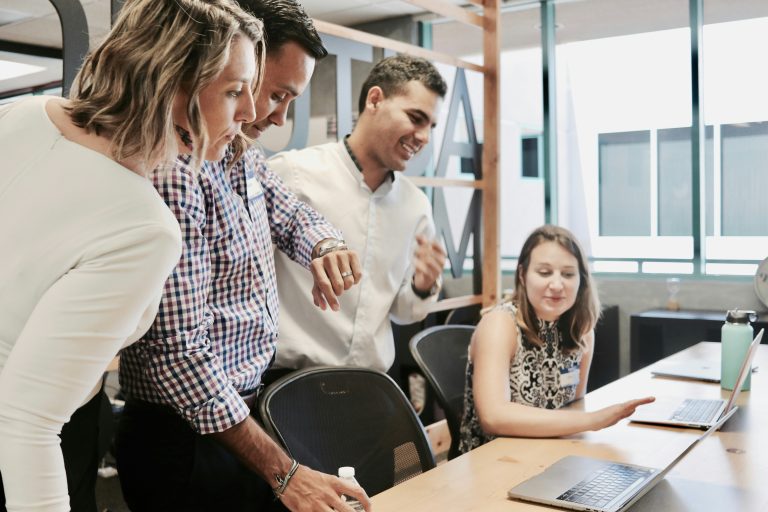 cuales son las funciones de un director de marketing